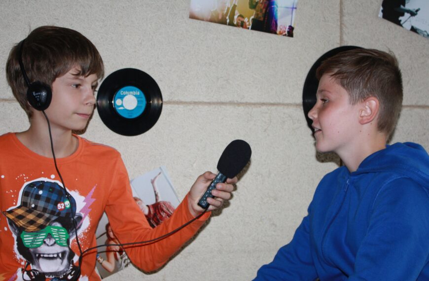 Radio KiJuBu, Mi. 6.4., 16-17h
