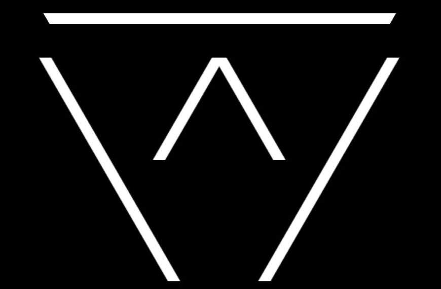 Electronic timetrip, 14.8., 21.00 – WhoKnows