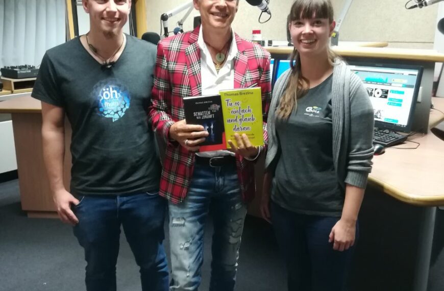 Anna, Bedda und Thomas Brezina im CR 94.4 Studio