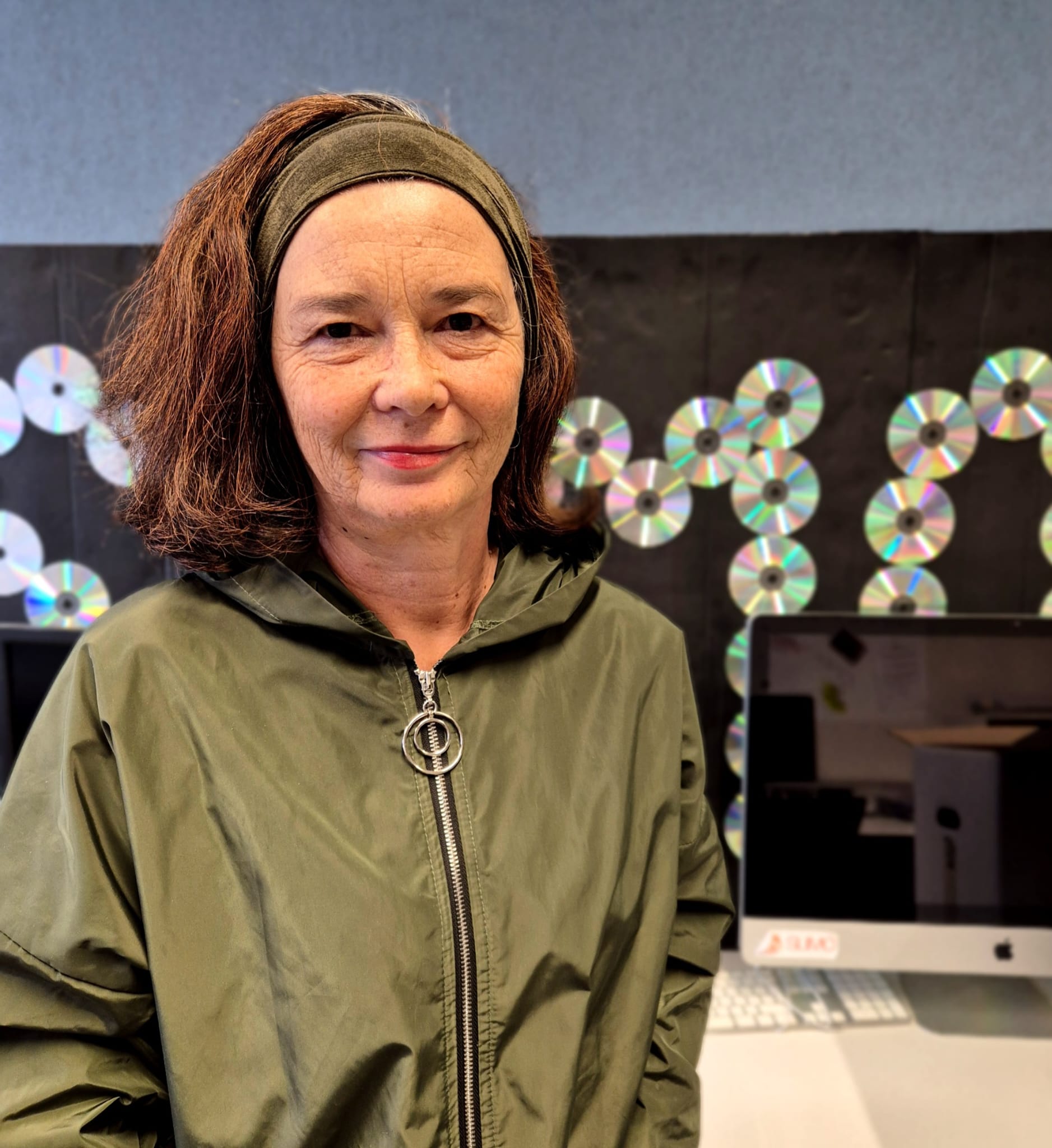 Das ist eine Person die Gabriele Ebmer heißt.