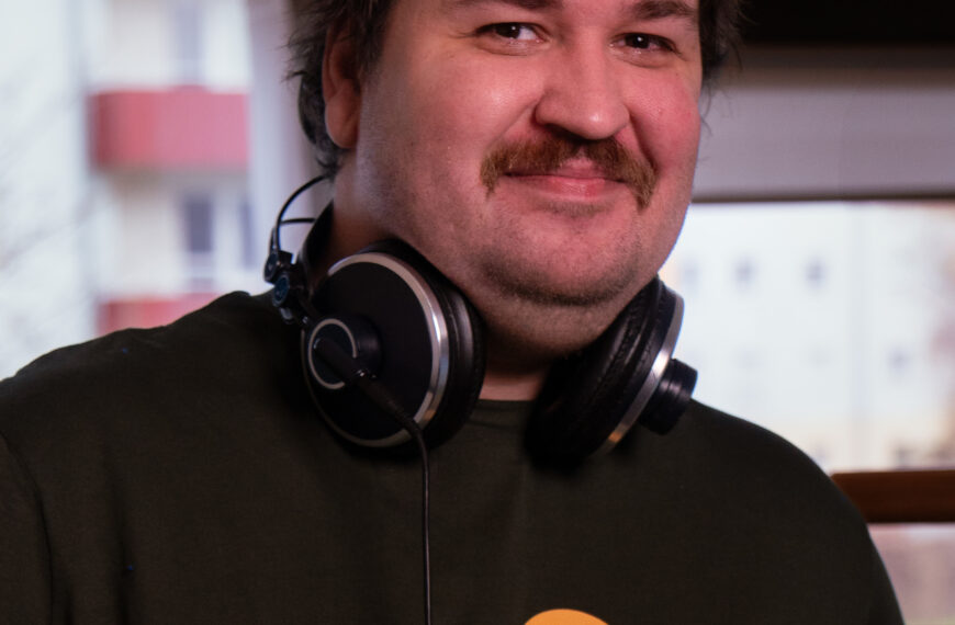 Das ist eine Person die Jakob Beutelmann heißt.