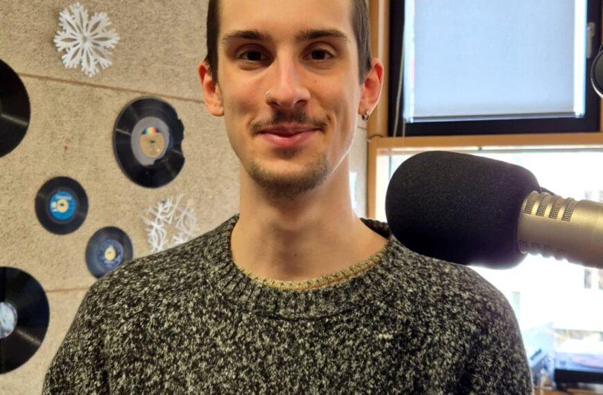 Das ist eine Person die Max Ruttmann heißt.